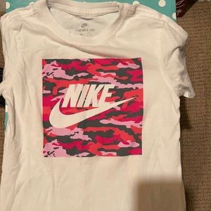 Girls XS Nike Tee Shirt with Pink CAMO Design